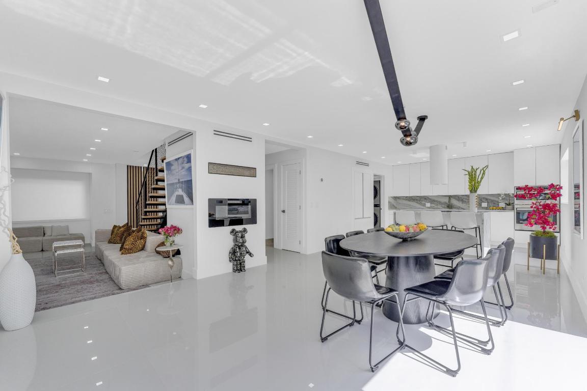 LAUDERDALE BEACH - Residential