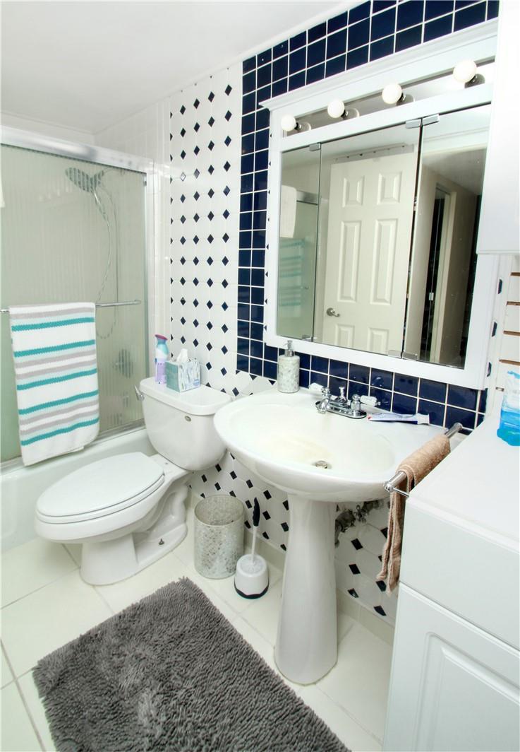 Bay Yacht Club - Residential Lease