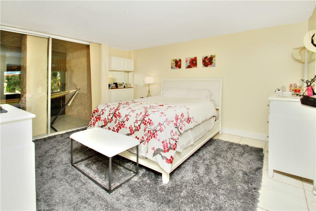 Bay Yacht Club - Residential Lease