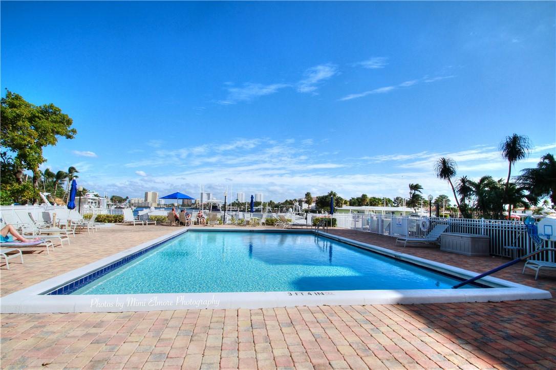 Bay Yacht Club - Residential Lease