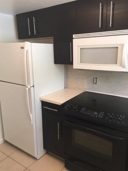 WIMBLEDON AT JACARANDA - Residential