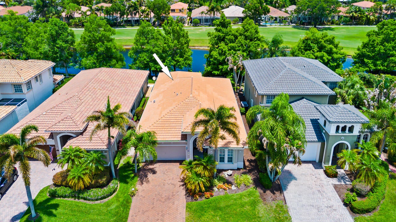 771 SW Pebble Lane