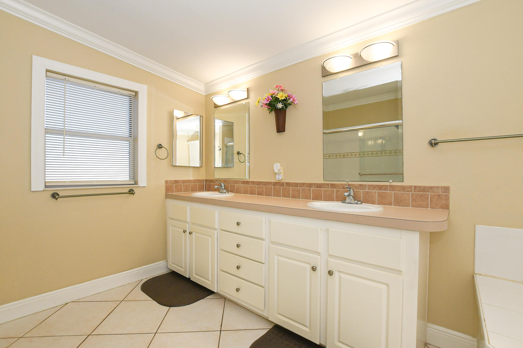 EAGLE'S RETREAT AT SAVANNA CLUB PHASE 2 - Residential