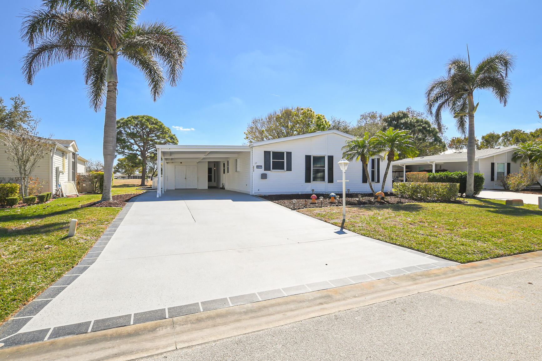 EAGLE'S RETREAT AT SAVANNA CLUB PHASE 2 - Residential