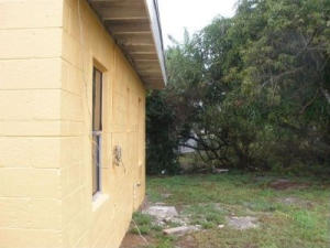 Irene Plaza - Residential