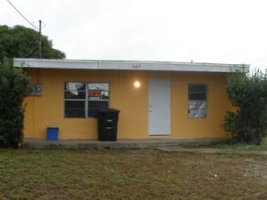 Great for first time home buyer or  investment home for investor, ready to move-in.