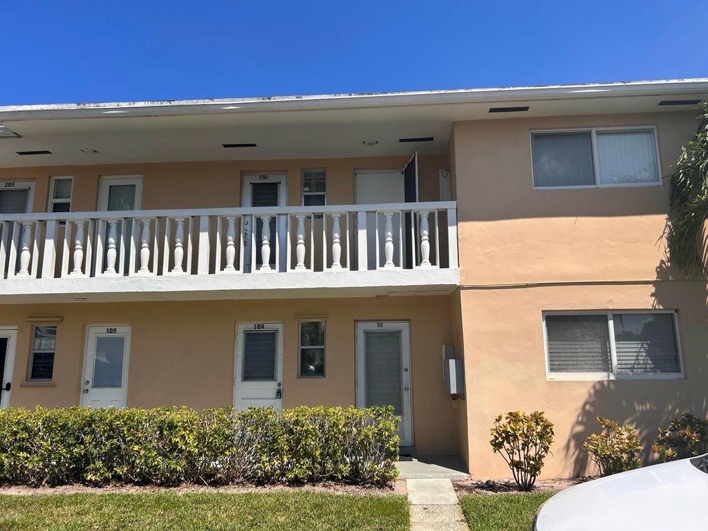 Photo of 2214 NE 1st Way #106, Boynton Beach, FL 33435 (MLS # R11121871)