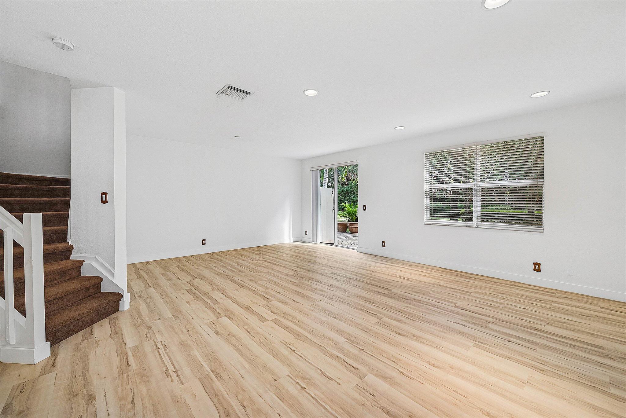 DREXEL PARK TOWNHOMES I C - Residential