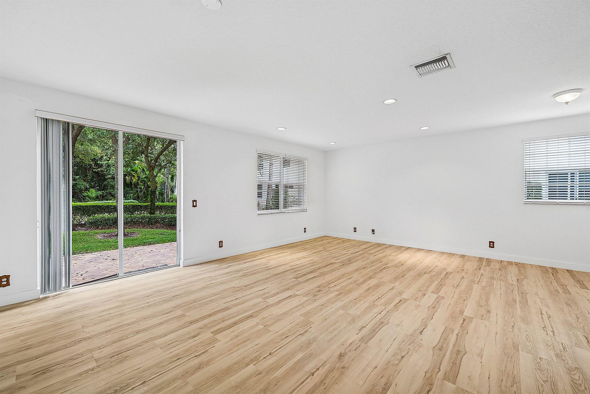 DREXEL PARK TOWNHOMES I C - Residential