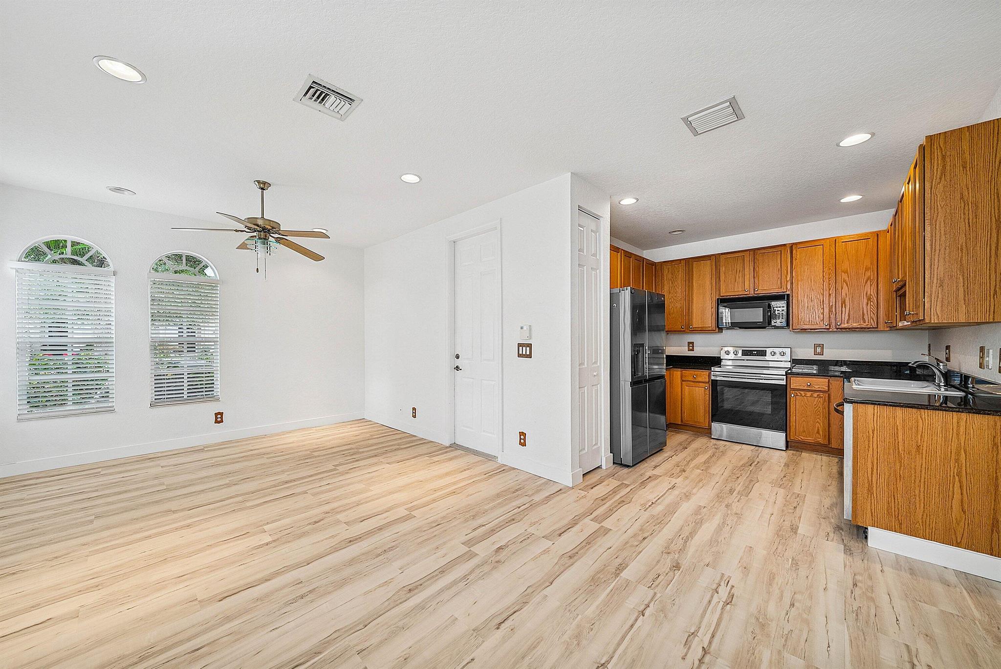 DREXEL PARK TOWNHOMES I C - Residential