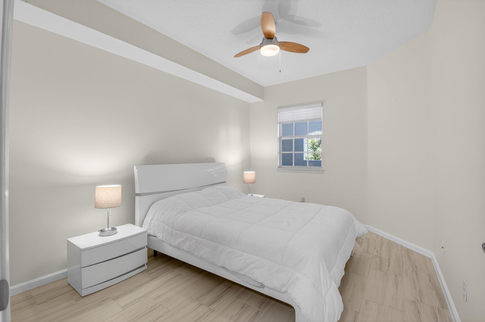 CORONADO AT BOCA RATON CO - Residential