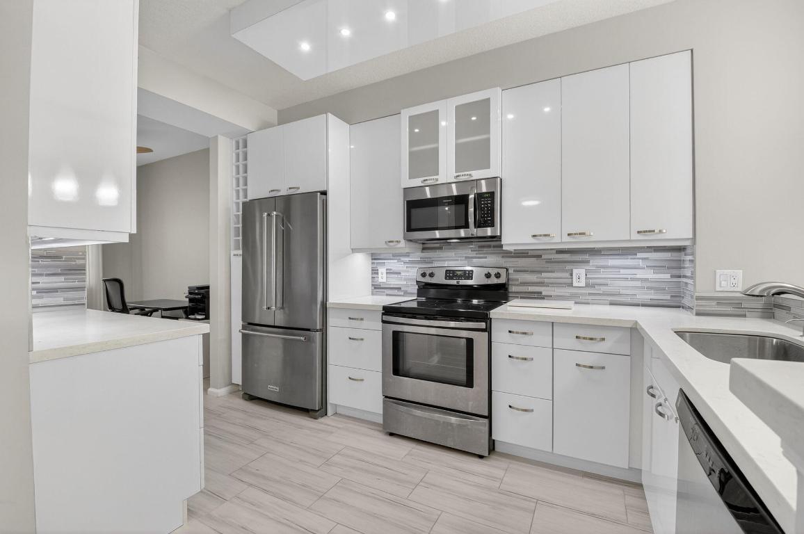 22715 Camino Del Mar 33