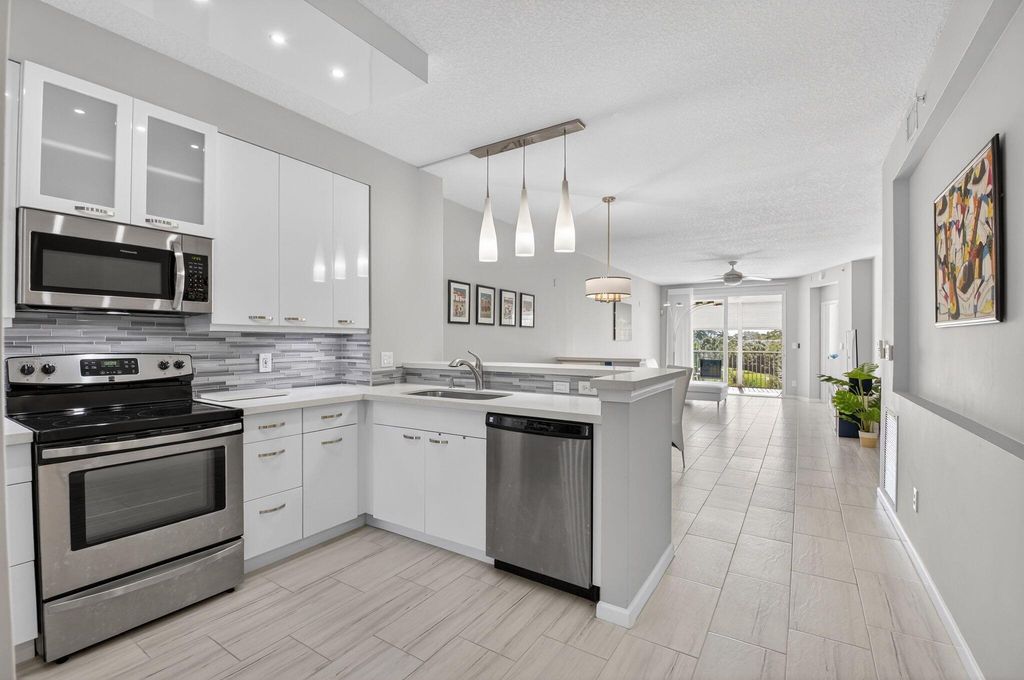 Photo of 22715 Camino Del Mar #33, Boca Raton, FL 33433 (MLS # R11151202)