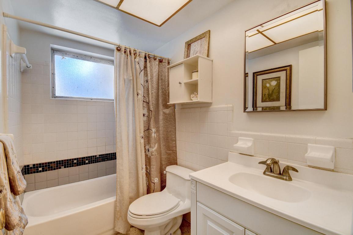 BOCA RATON RIVIERA - Residential Lease