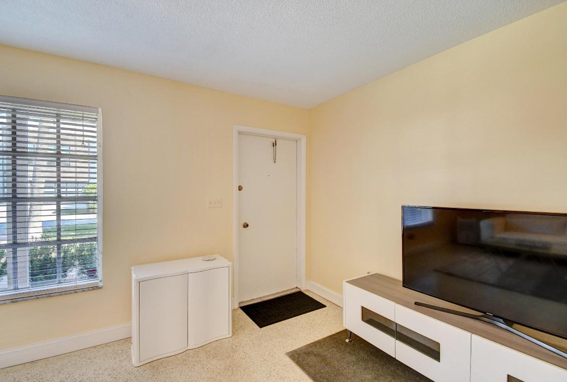 BOCA RATON RIVIERA - Residential Lease