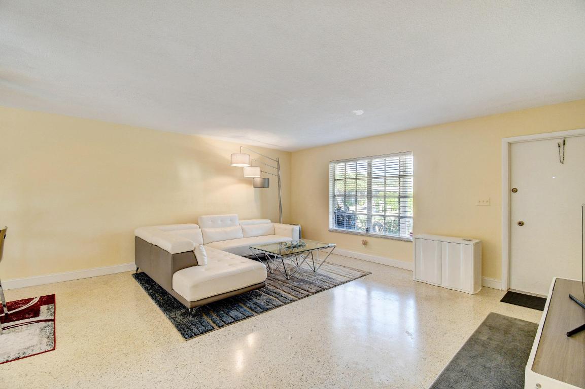 BOCA RATON RIVIERA - Residential Lease