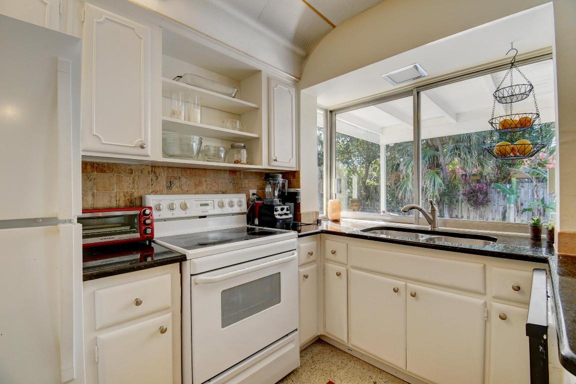 BOCA RATON RIVIERA - Residential Lease