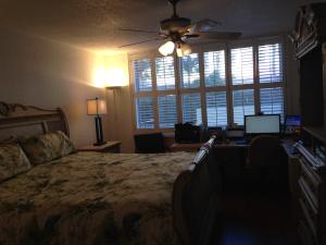 OPAL TOWERS CONDO - Residential Lease