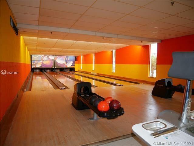 CASTLE GARDENS - Residential Lease