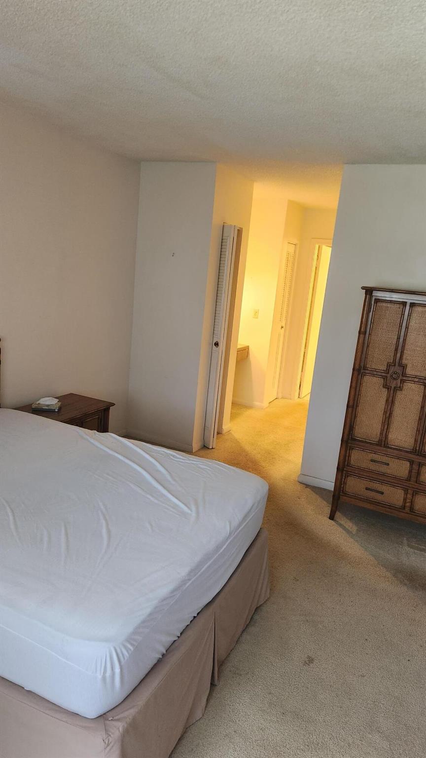 CASTLE GARDENS - Residential Lease