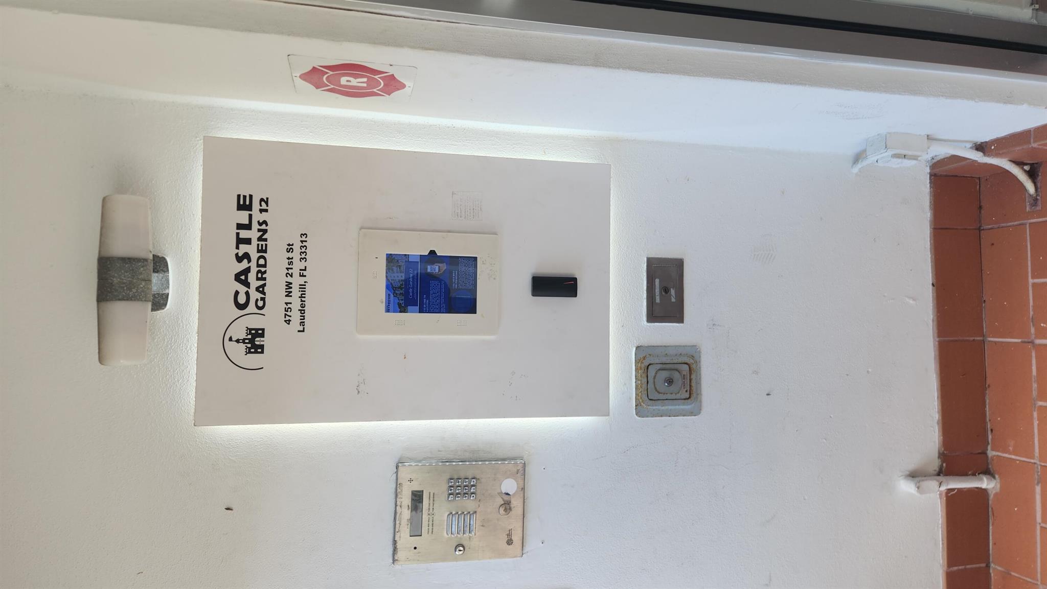 CASTLE GARDENS - Residential Lease