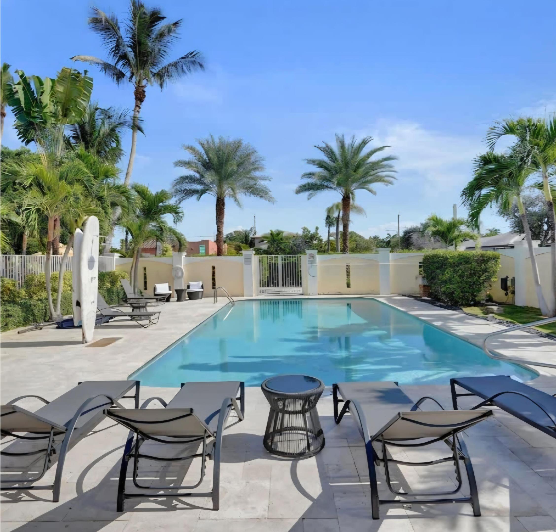 LAKE WORTH TOWN OF - Residential Lease