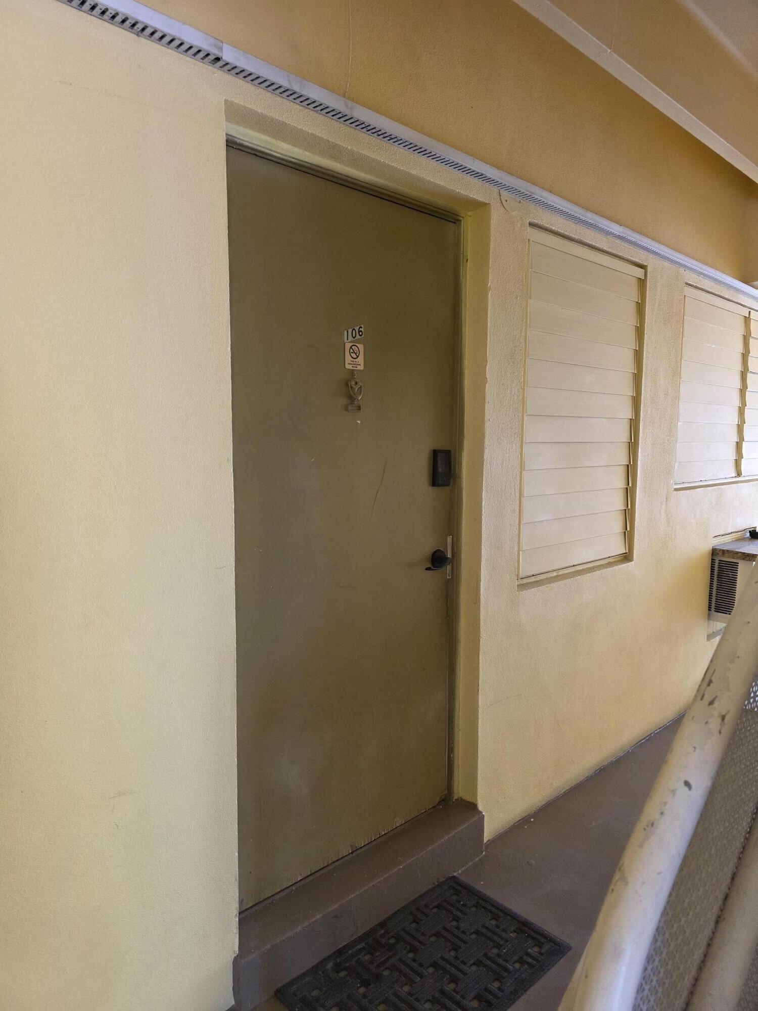 LAKE WORTH TOWN OF - Residential Lease