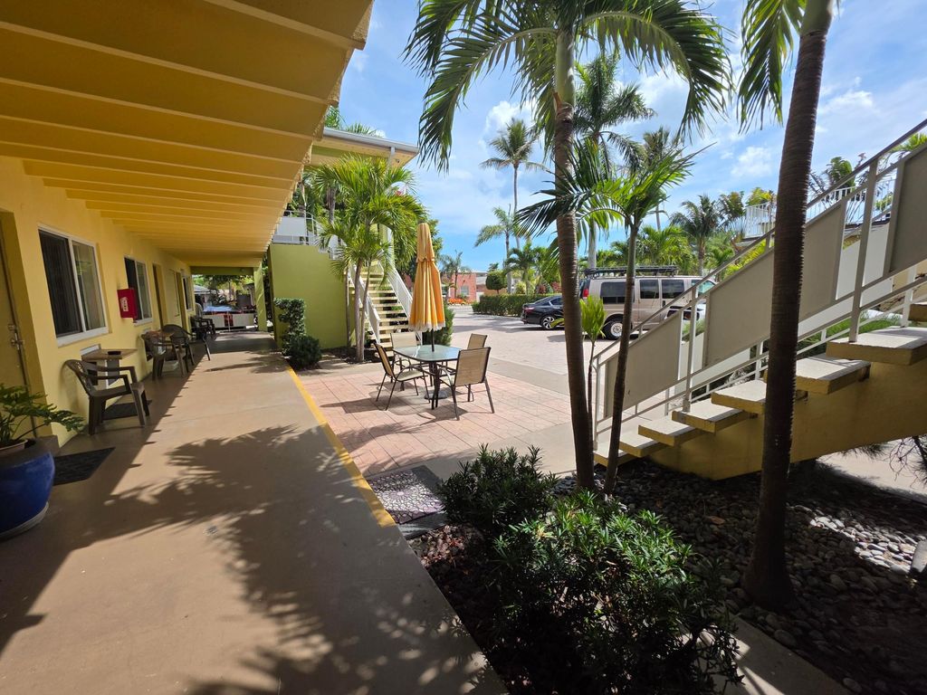 Photo of 911 N Federal Highway #106, Lake Worth Beach, FL 33460 (MLS # B26002885)