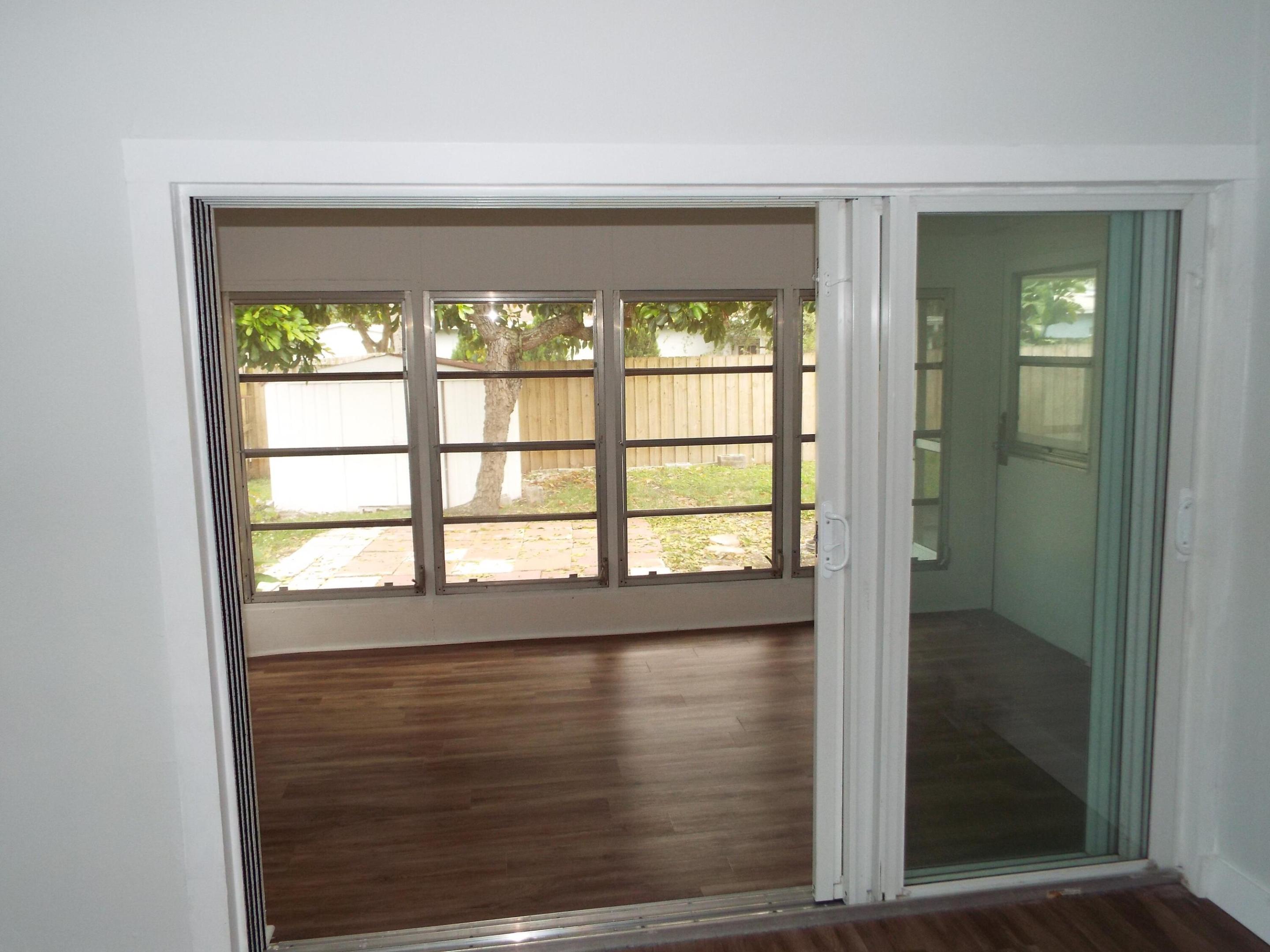 COLLIER ESTATES 1ST ADD - Residential