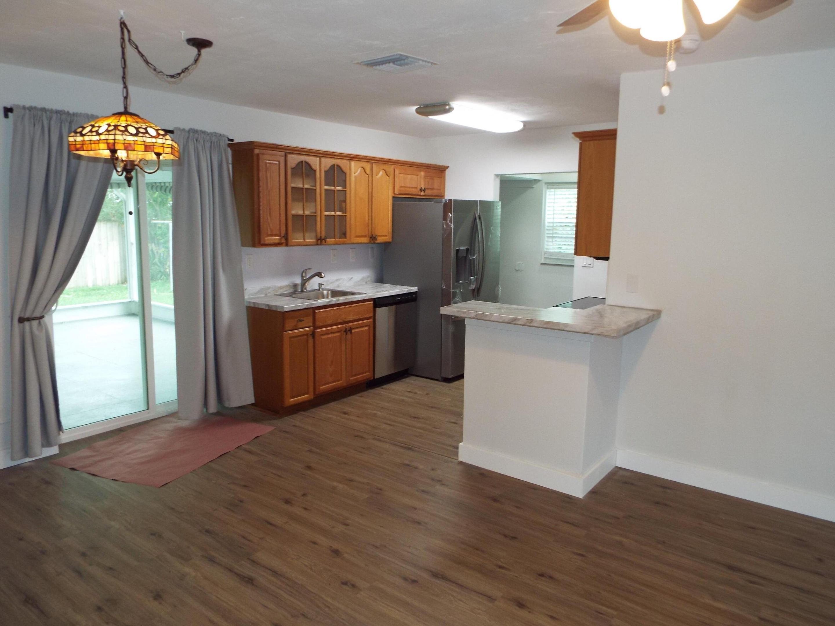 COLLIER ESTATES 1ST ADD - Residential