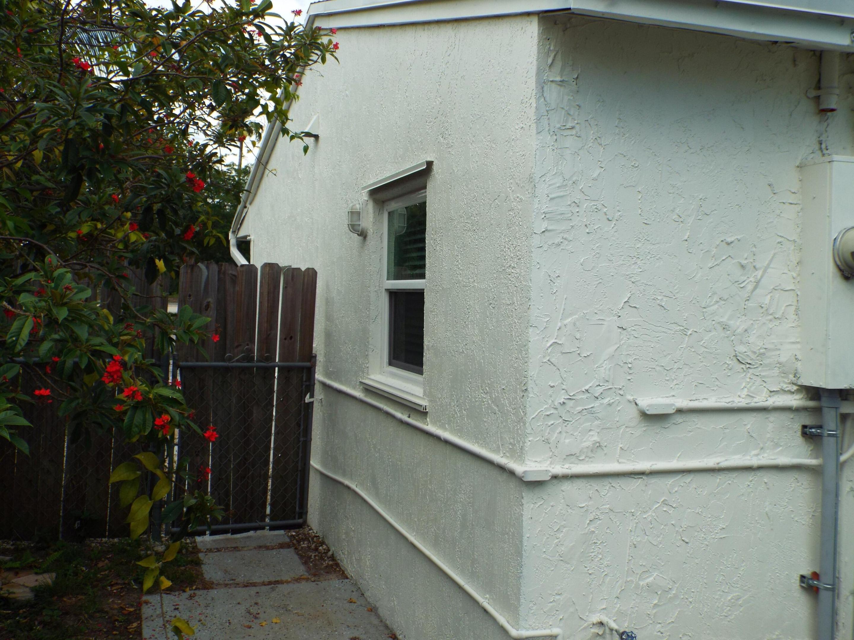 COLLIER ESTATES 1ST ADD - Residential