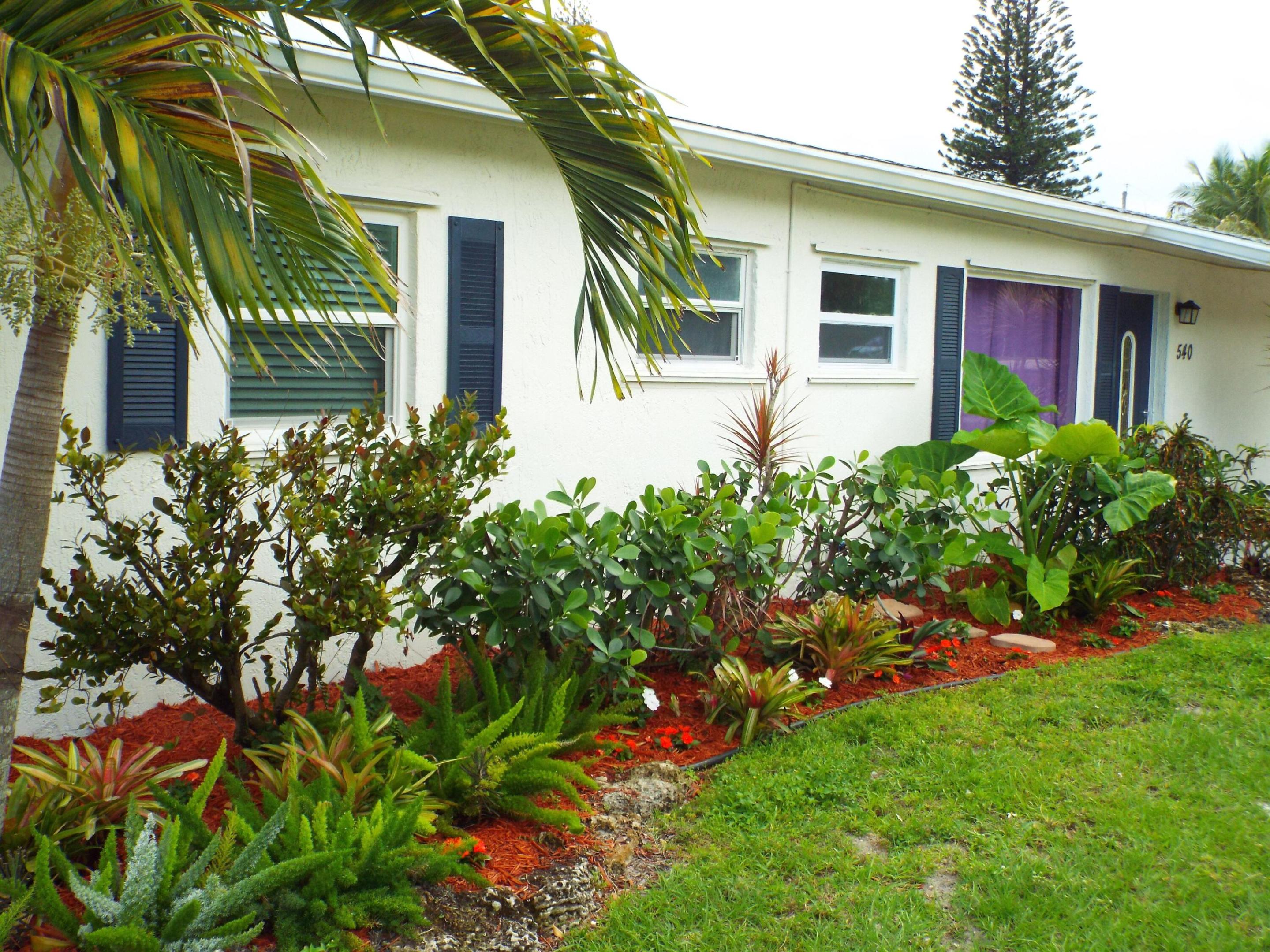 COLLIER ESTATES 1ST ADD - Residential