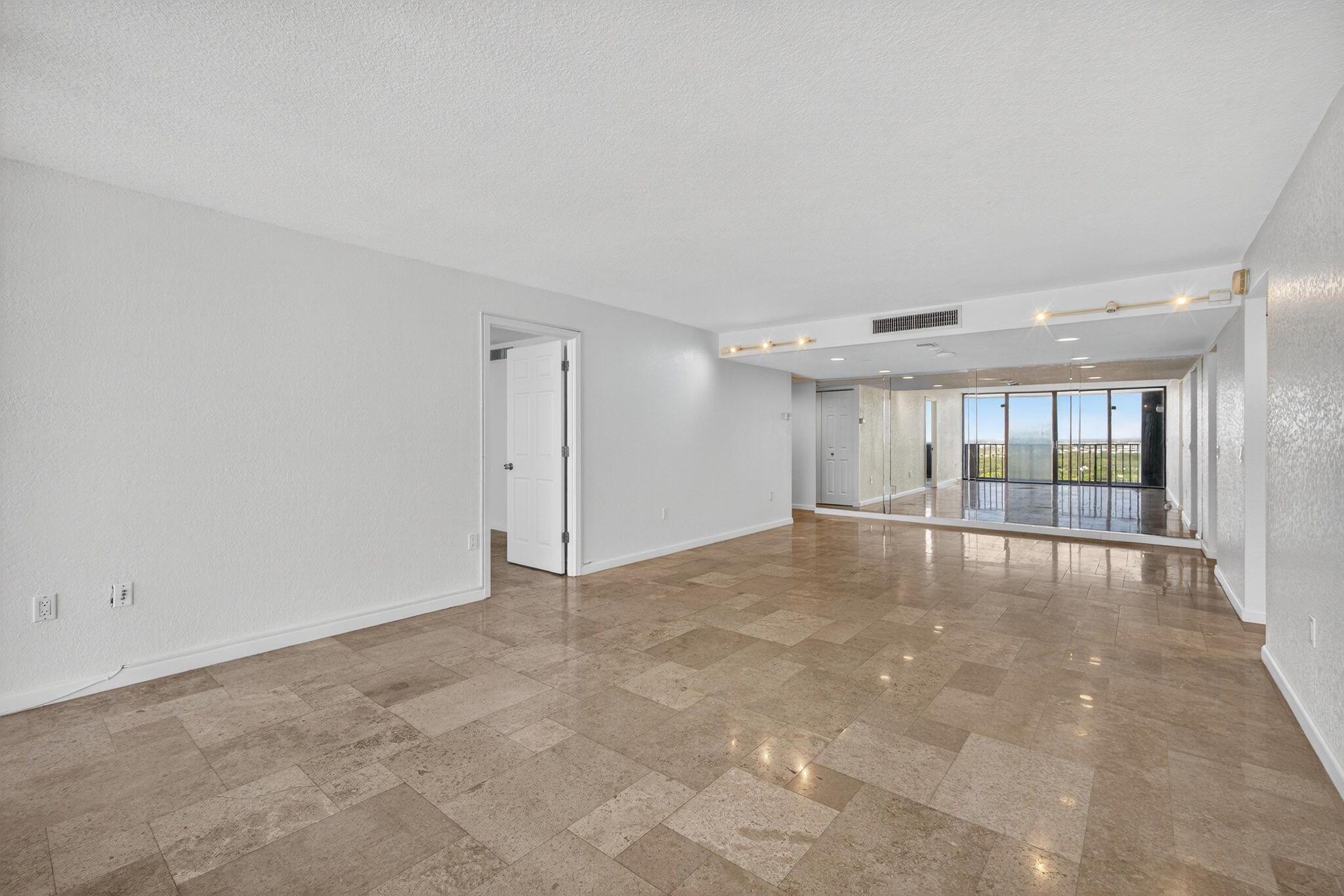 5600 N Flagler Drive 2703