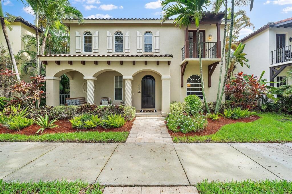 Photo of 119 Barcelona Drive, Jupiter, FL 33458 (MLS # R10736143)