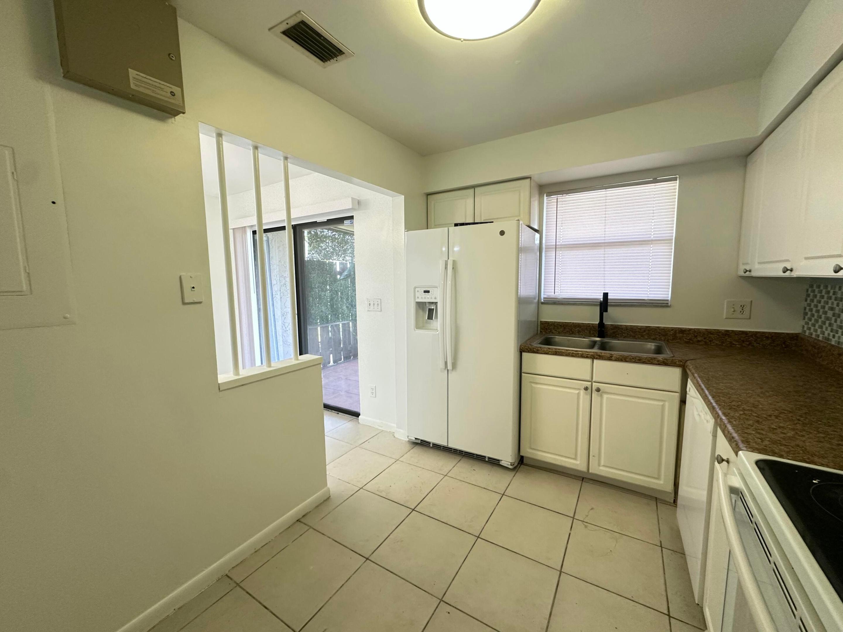CANALAKE REPLAT - Residential Lease