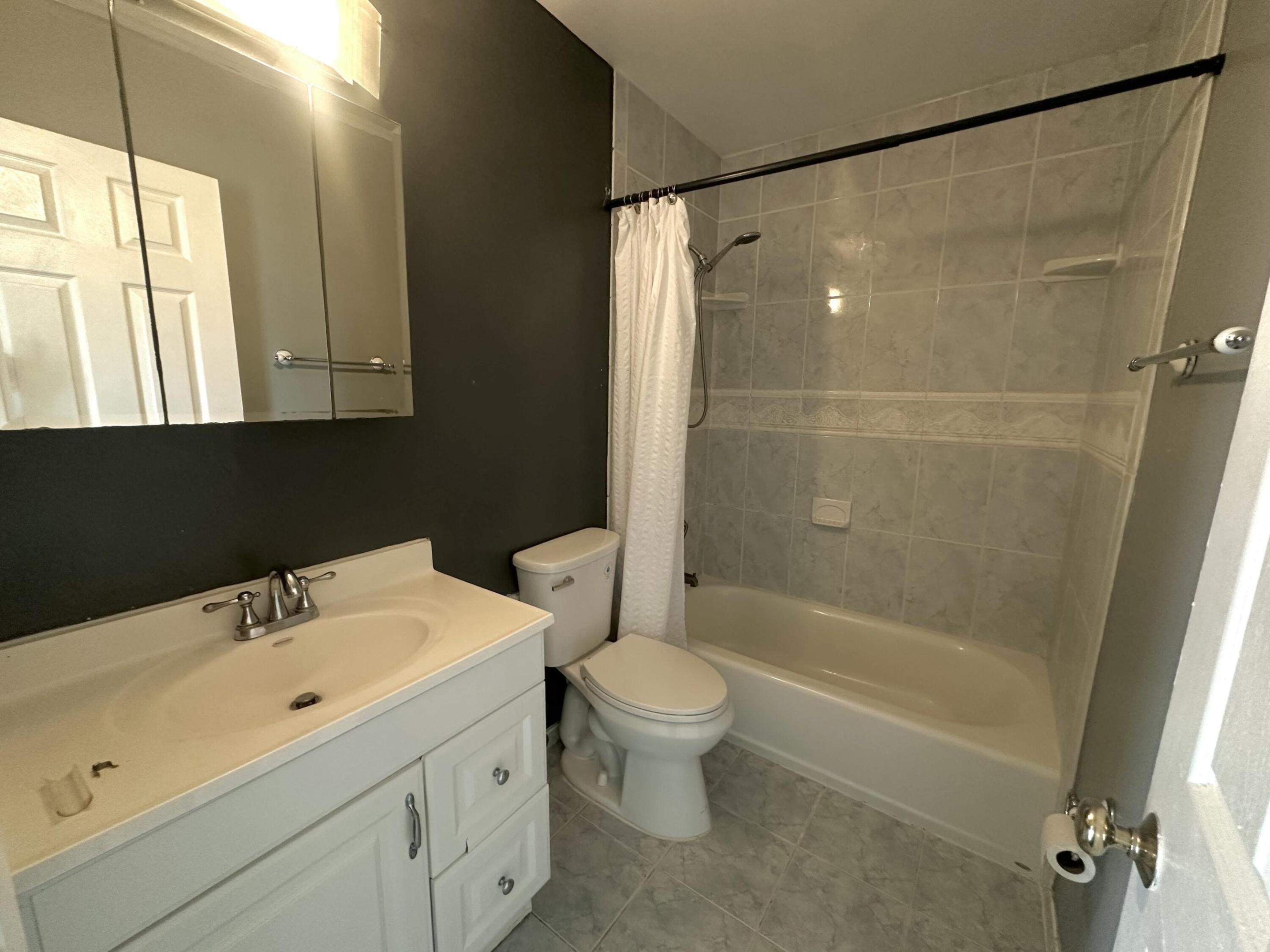 CANALAKE REPLAT - Residential Lease
