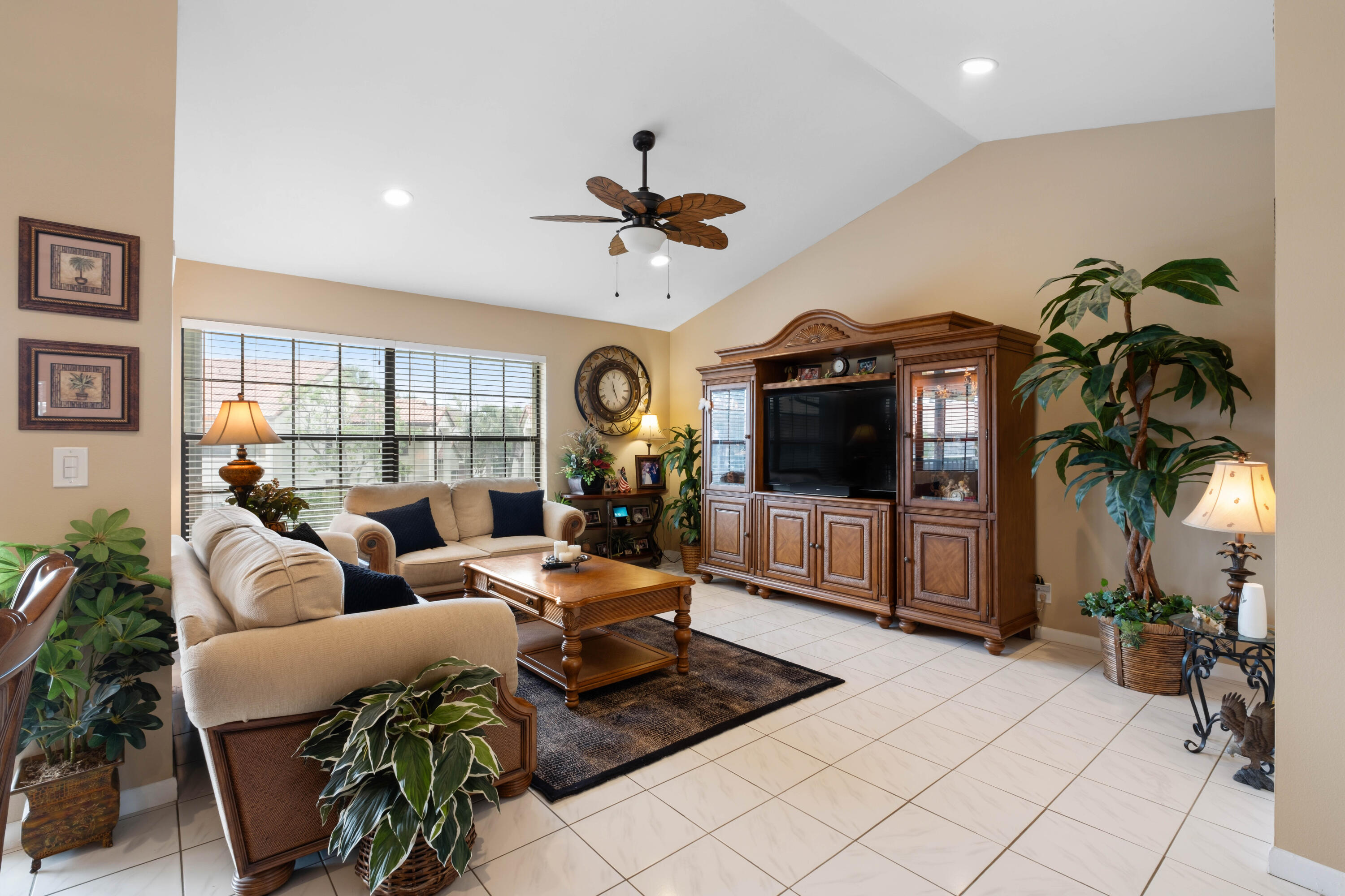 LUCERNE PARK - Residential