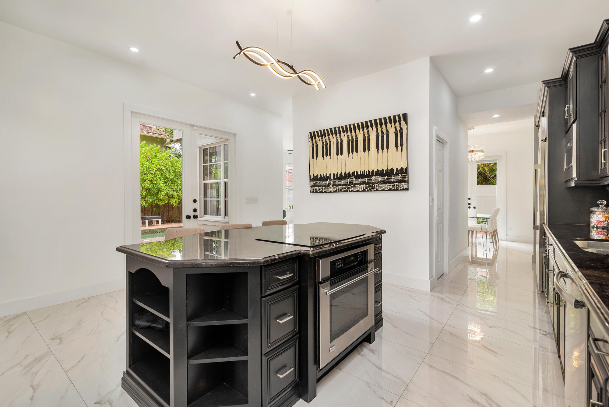 SURFSIDE HILLS - Residential