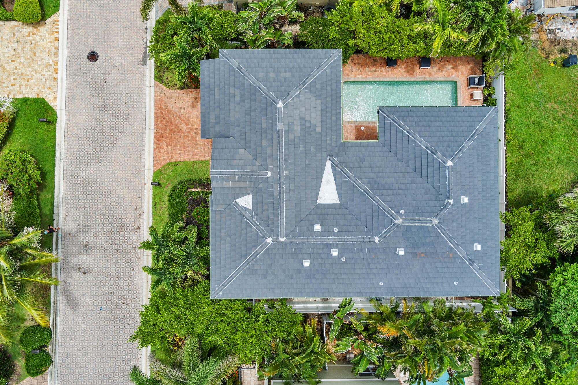 SURFSIDE HILLS - Residential