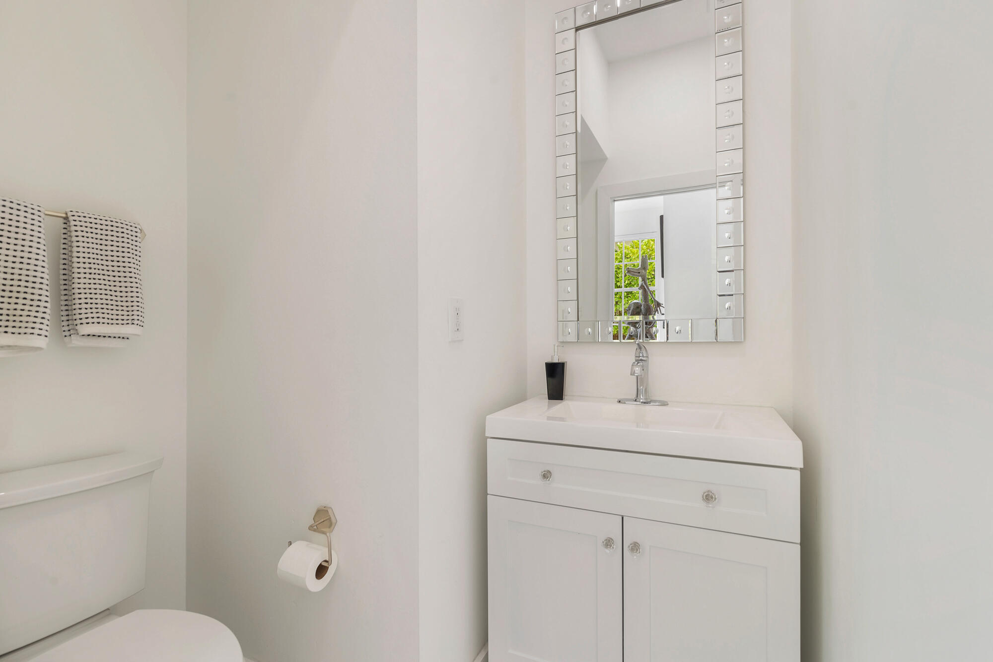 SURFSIDE HILLS - Residential