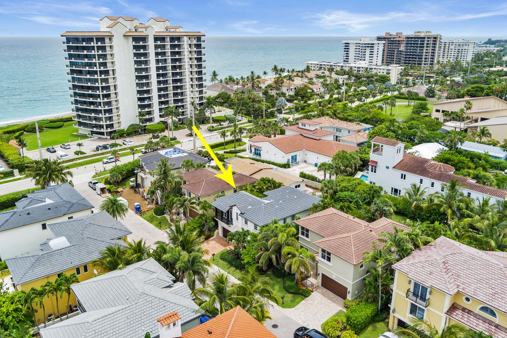 Photo of 460 Surfside Lane, Juno Beach, FL 33408 (MLS # R11105897)