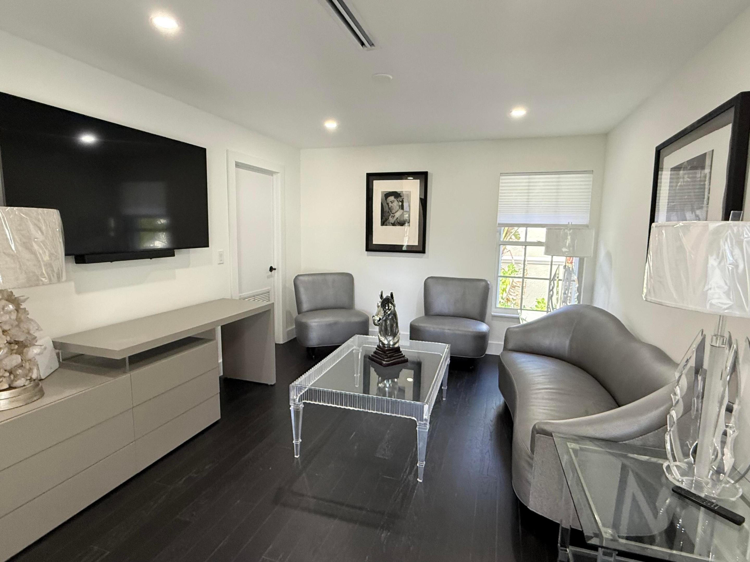 SURFSIDE HILLS - Residential