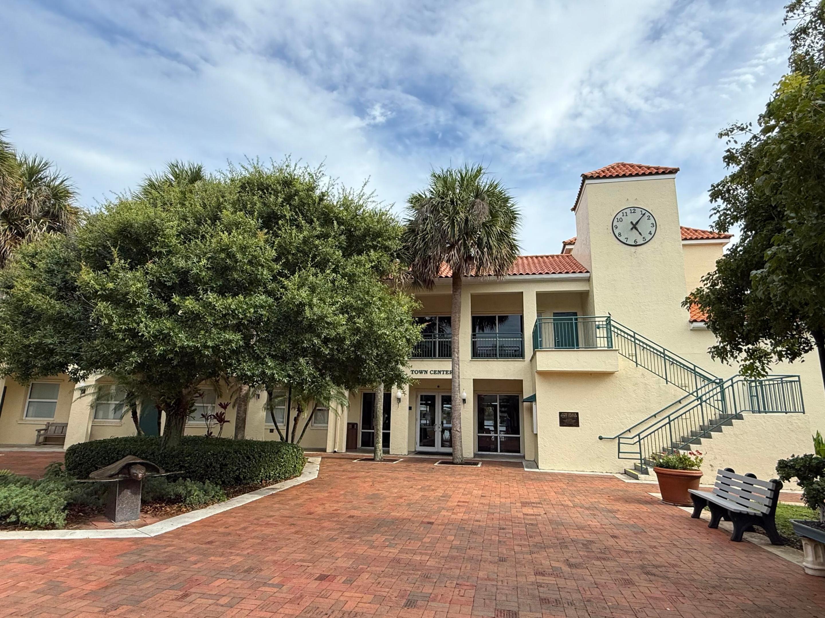 SURFSIDE HILLS - Residential