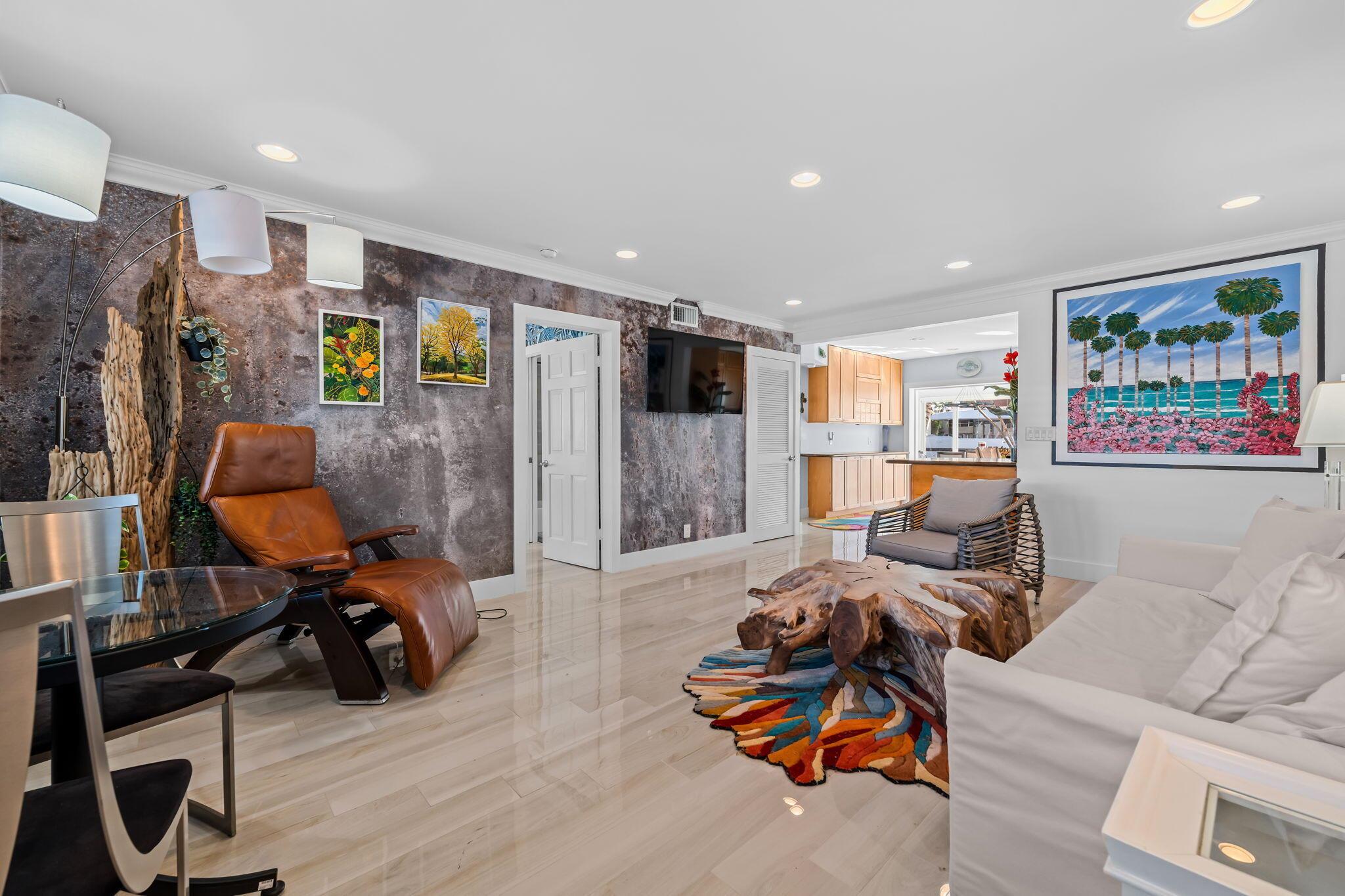 HIGHLAND OCEAN HOUSE COND - Residential Lease
