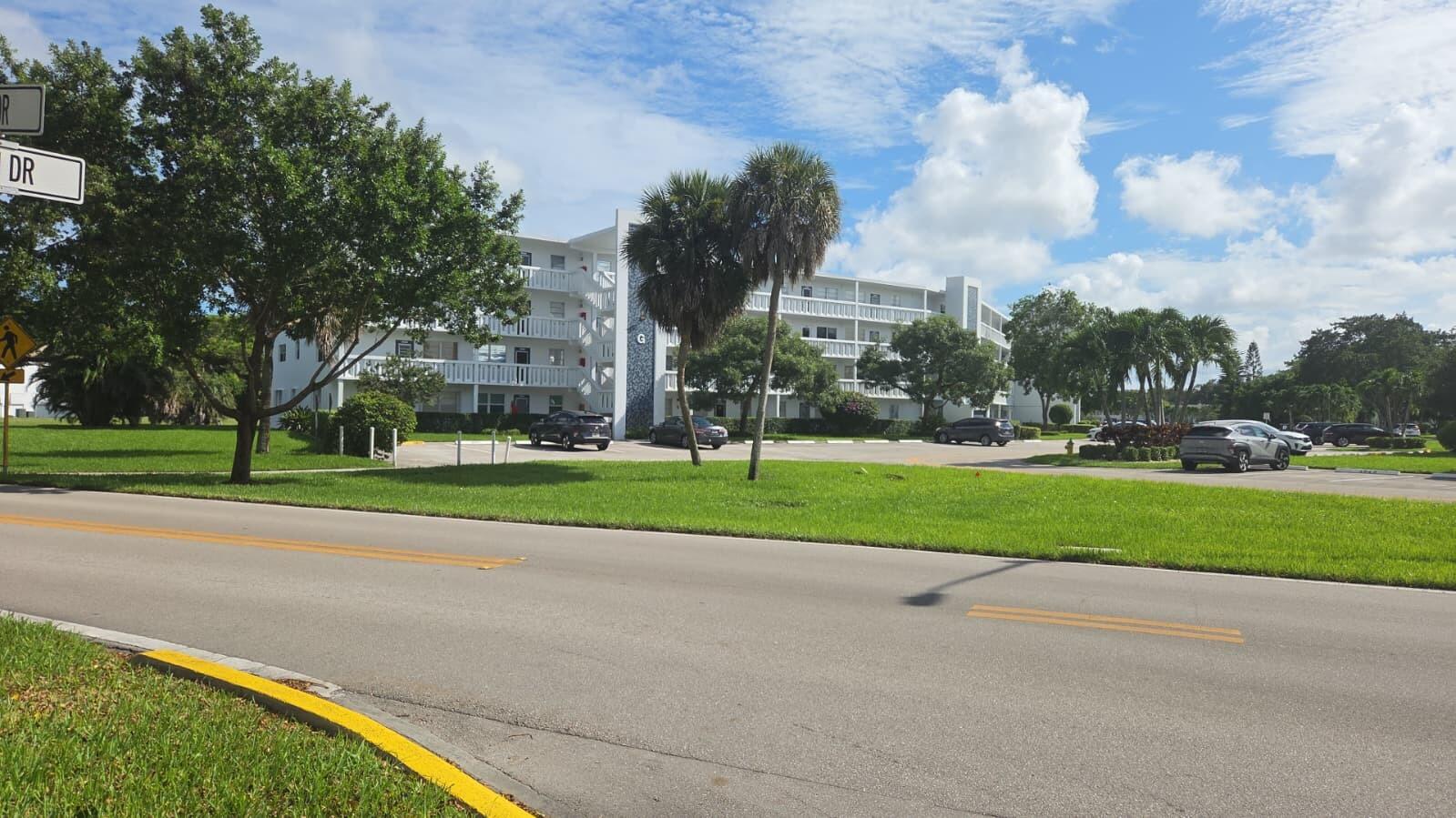 View photos, virtual tours, details... 1004 NEWPORT G 1004