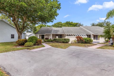 10971 Lake Front Place 10971 Boca Raton FL 33498