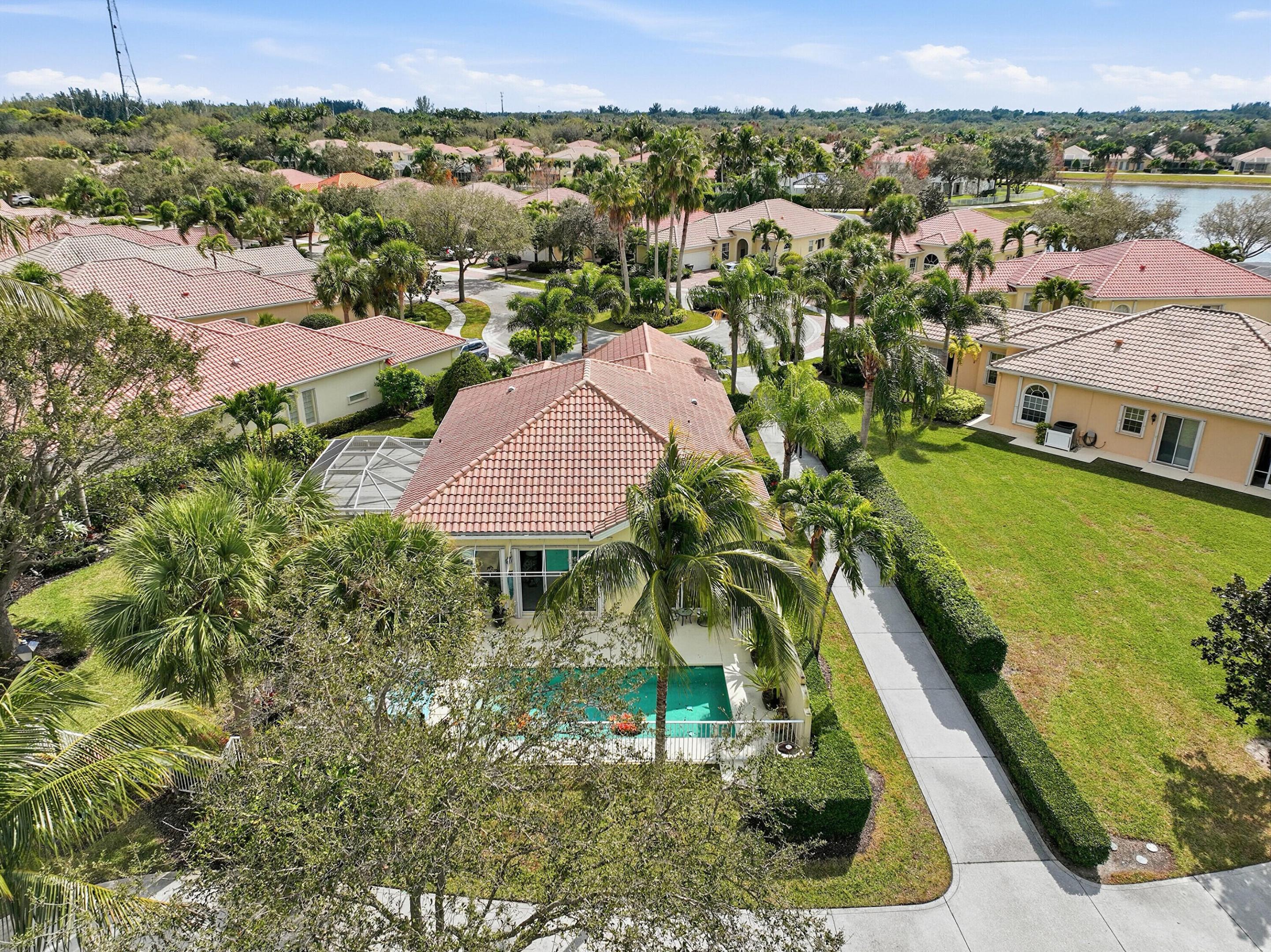 VILLAGEWALK OF WELLINGTON 4 - Residential