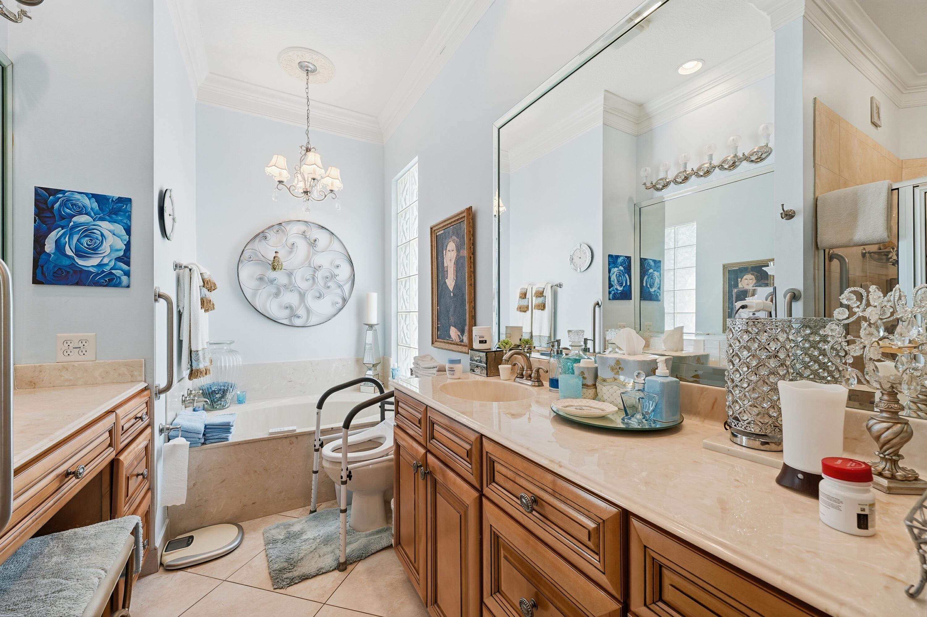 VILLAGEWALK OF WELLINGTON 4 - Residential