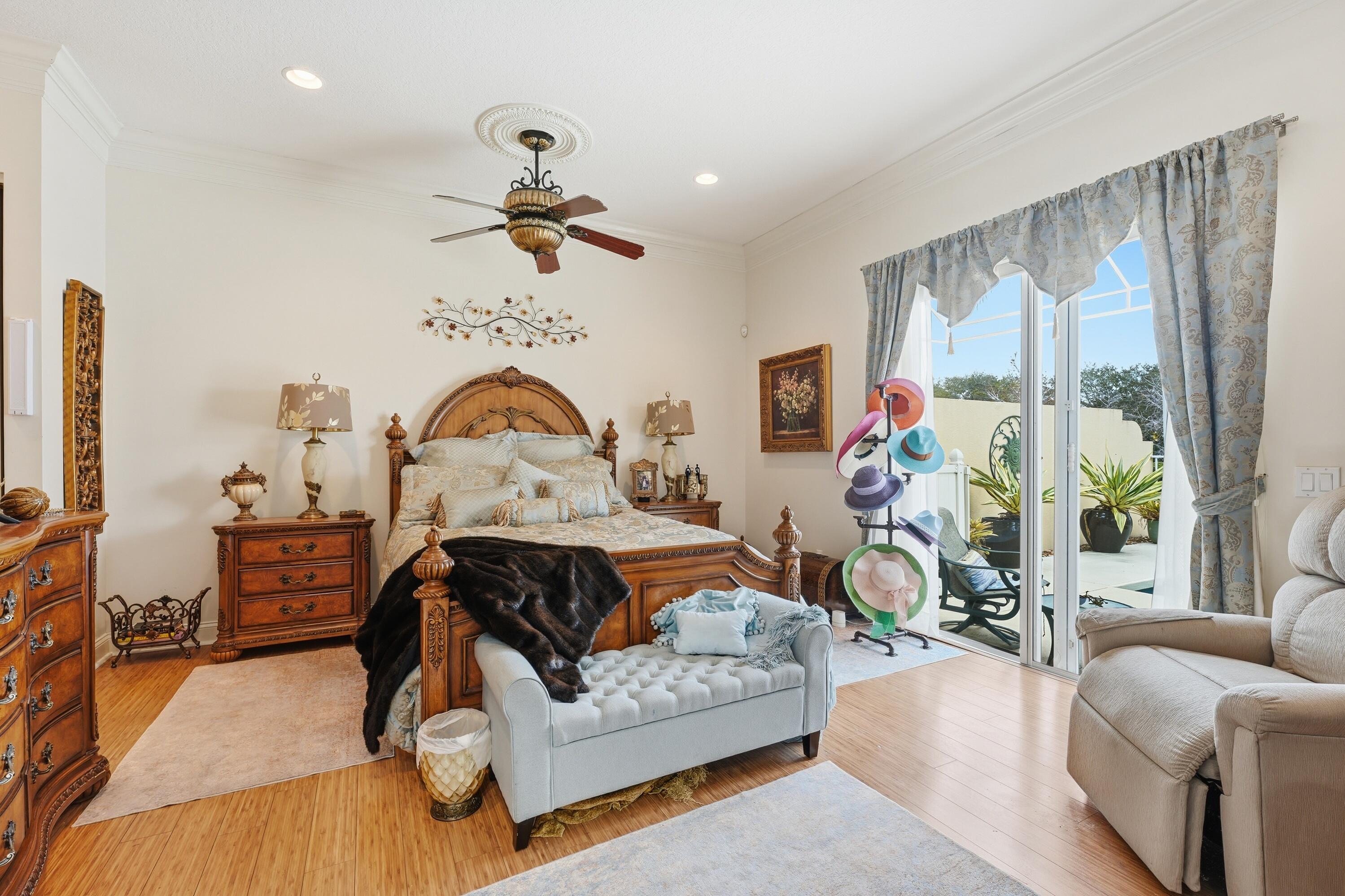 VILLAGEWALK OF WELLINGTON 4 - Residential