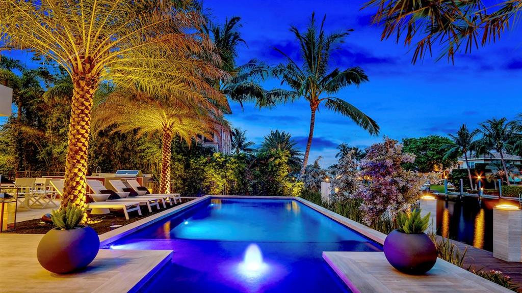 Riviera 6-17 B - Residential